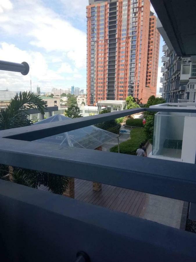 5H Tower C Manhattan Heights Cubao Qc Manila Bagian luar foto